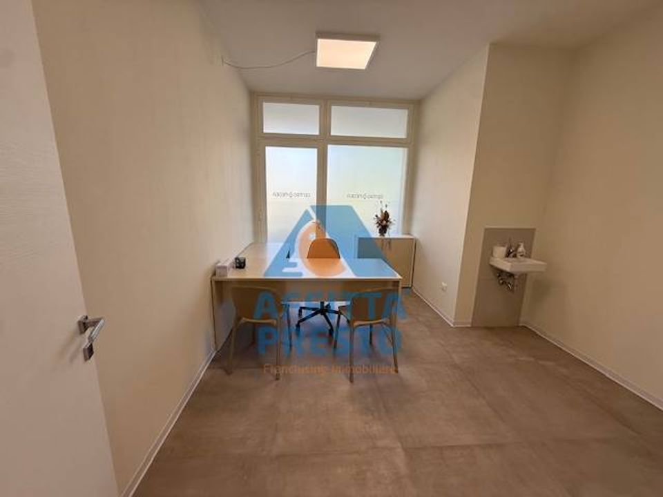 L'establiment comercial a Capraia e Limite, Florence - foto 4