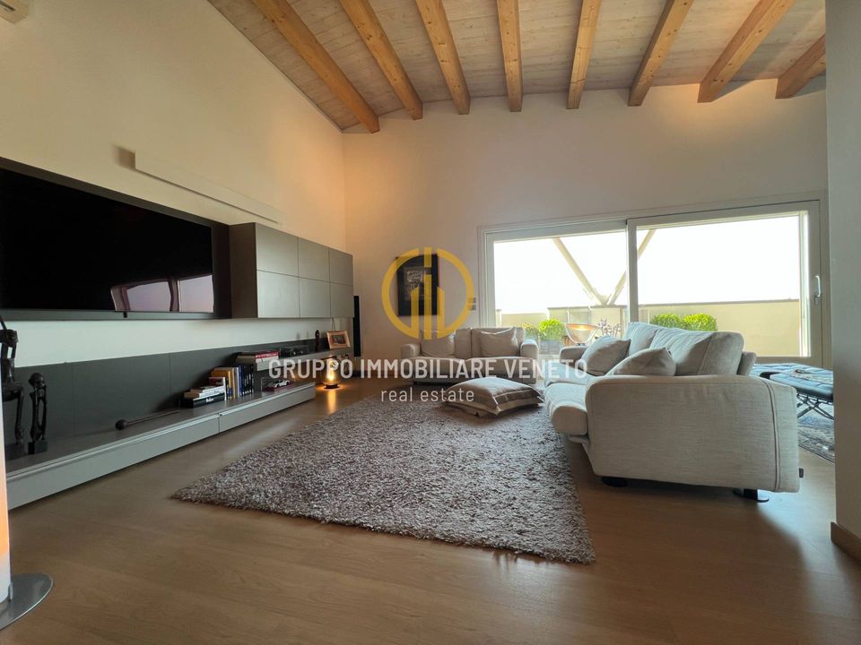 Lejlighed i Montebelluna, Treviso - foto 5
