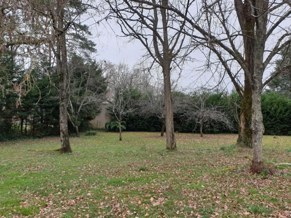 Helårsgrund i Saint-Caprais-de-Bordeaux, Gironde - foto 1