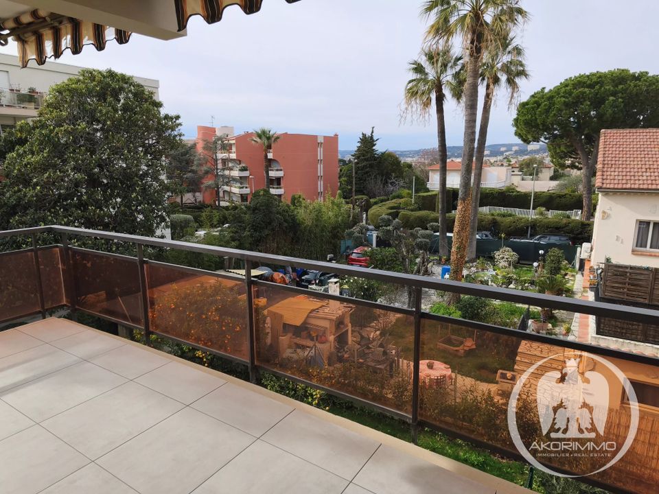 Lejlighed i Saint-Laurent-du-Var, Alpes-Maritimes - foto 1