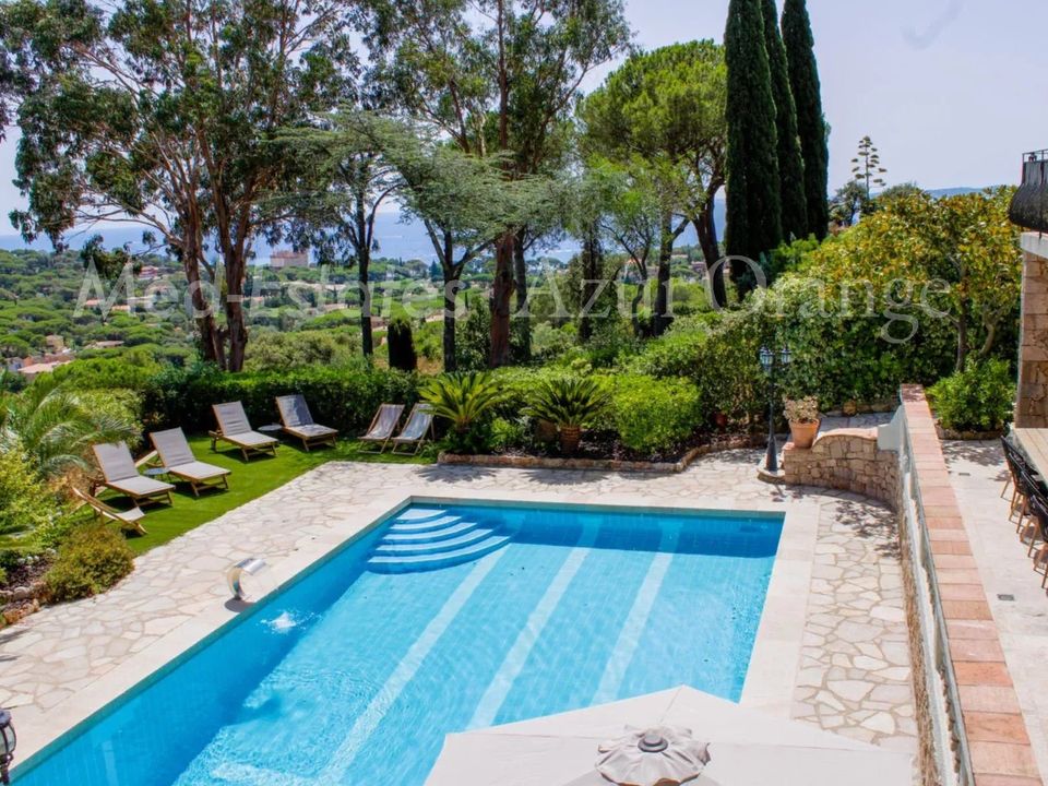 Villa i Les Issambres, Var - foto 1