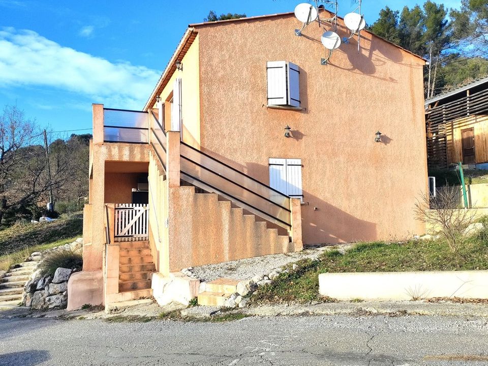 Villa a Manosque, Alpes-de-Haute-Provence - foto 1