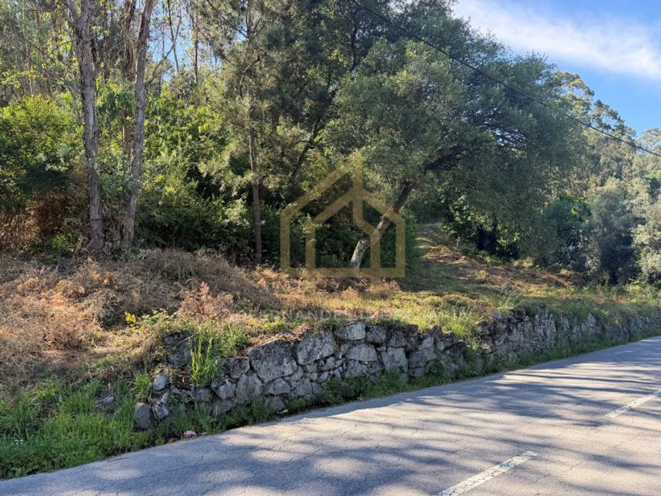 Grond in Campo e Tamel, Braga - foto 1