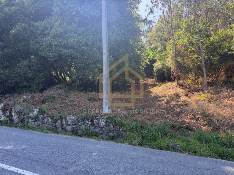 Grond in Campo e Tamel, Braga - foto 2