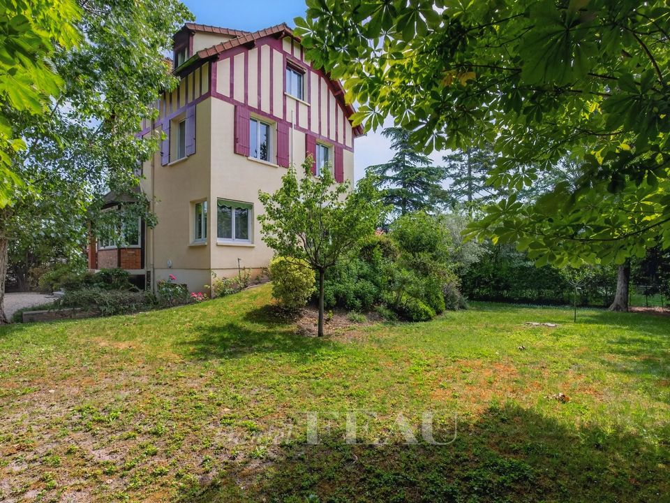 Villa i Rueil-Malmaison, Hauts-de-Seine - foto 1