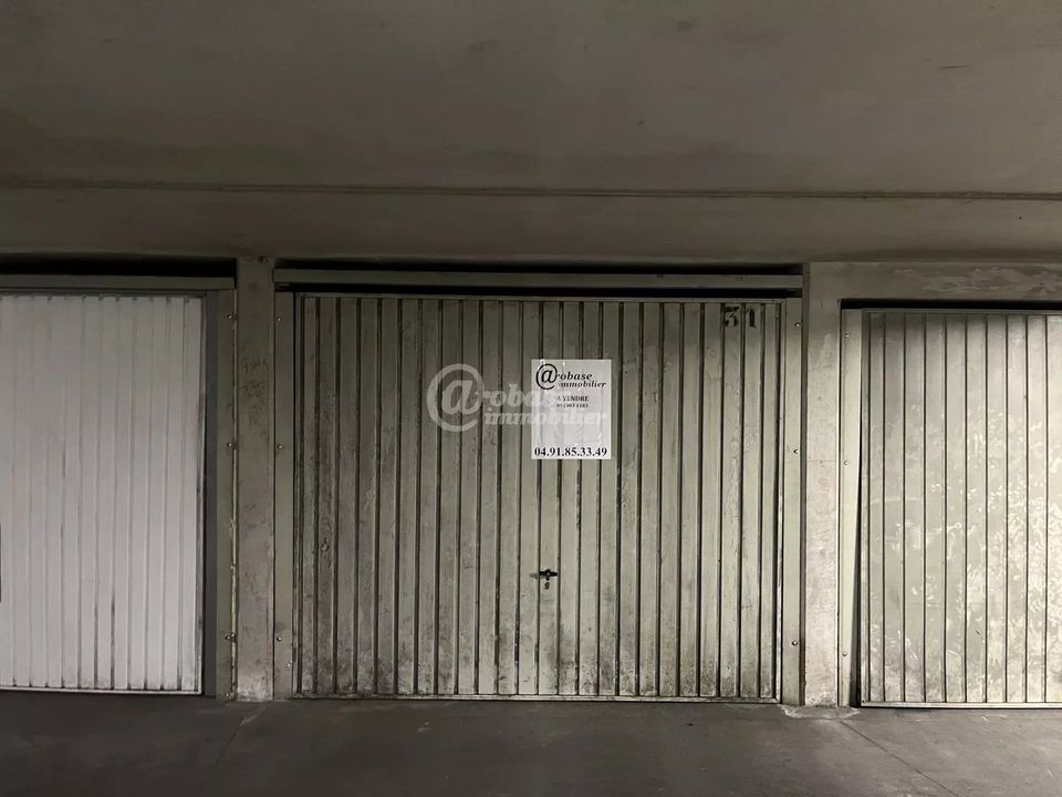 Garage i Marseille, Bouches-du-Rhone - foto 1