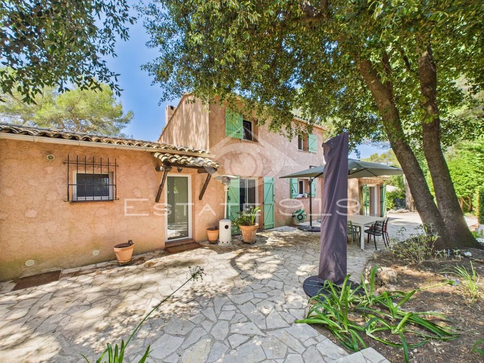 Villa i Valbonne, Alpes-Maritimes - foto 1
