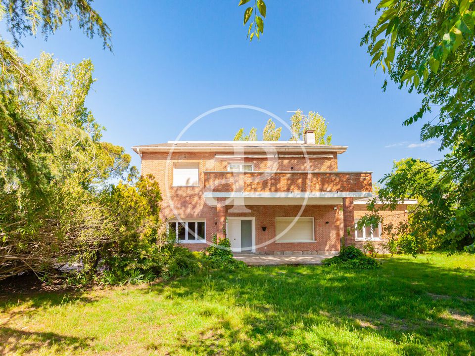 Villa i Villanueva De La Canada, Madrid - foto 1