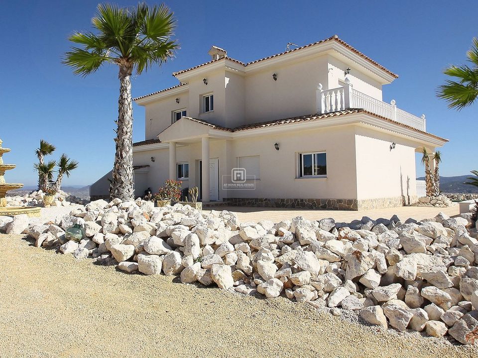 Villa i Pinoso, Alicante - foto 1