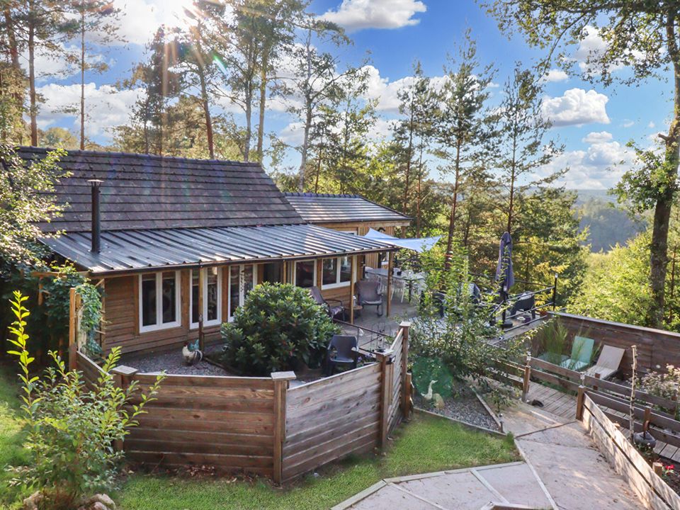 Villa in Marcillac-la-Croisille, Correze - foto 1
