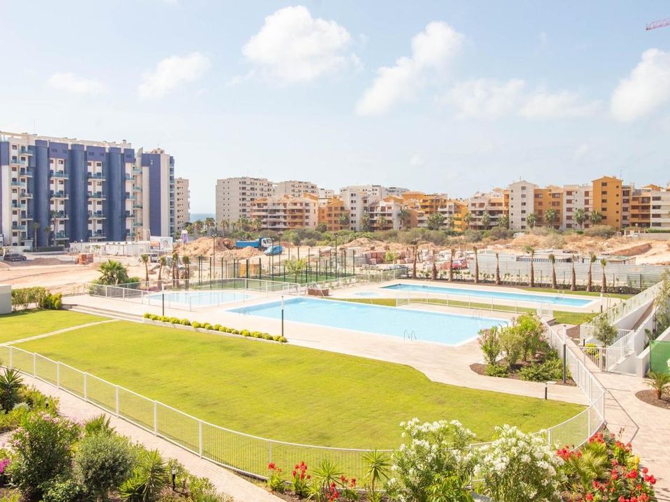 Lejlighed i Torrevieja, Alicante - foto 1