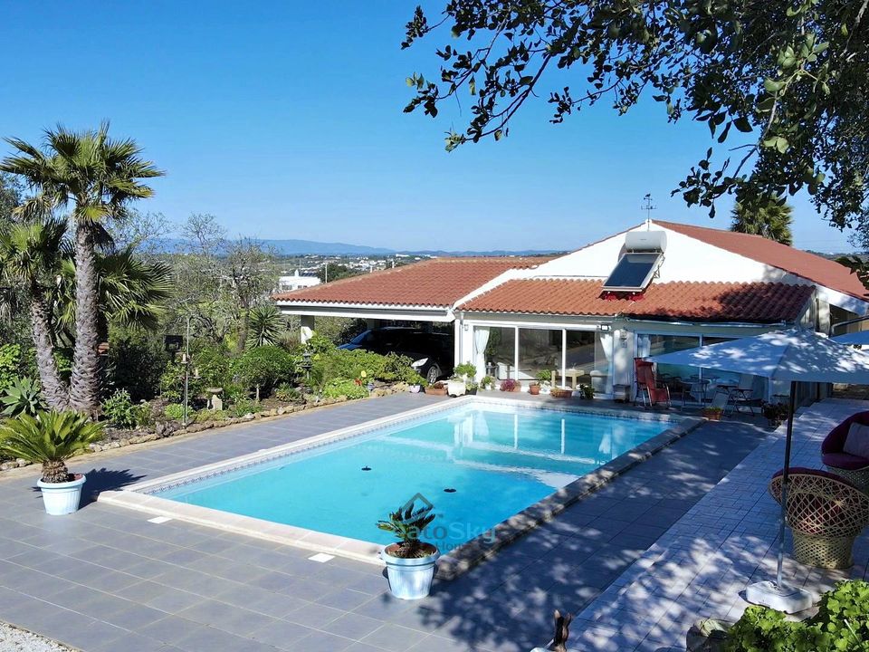 Villa i Armacao de Pera, Faro - foto 1
