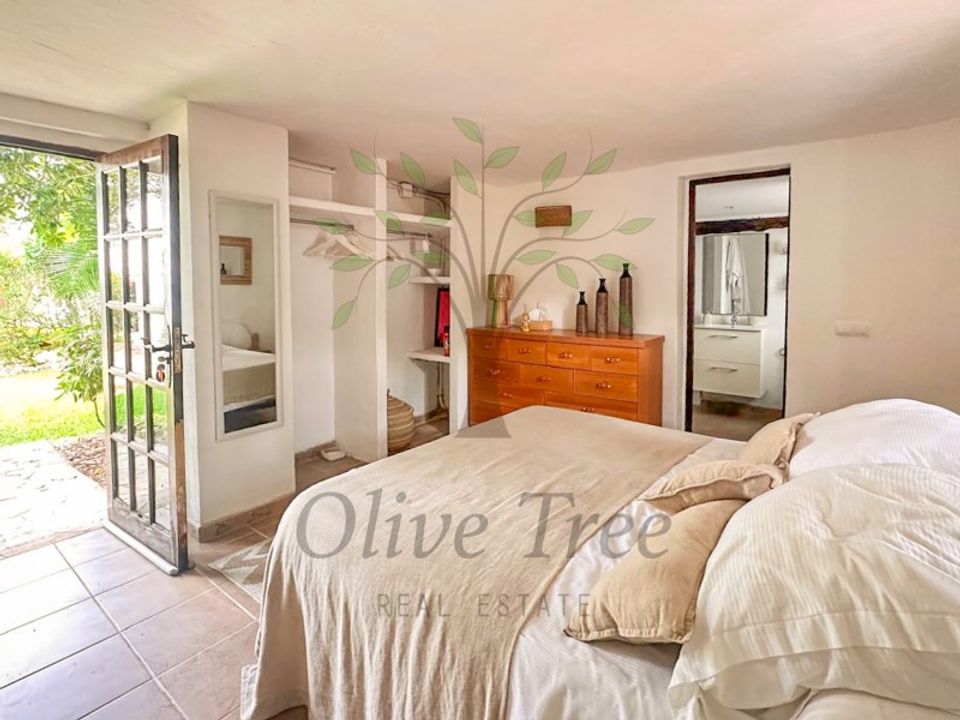 Villa i Cala de Bou, Ibiza - bilde 1