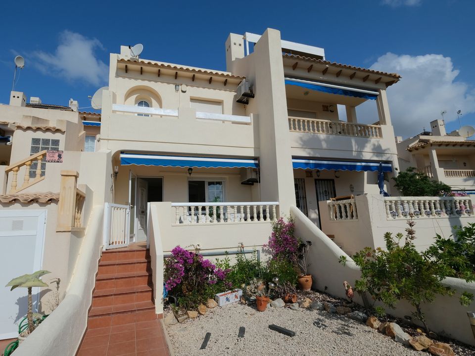Byhus i Las Ramblas Golf, Alicante - foto 1