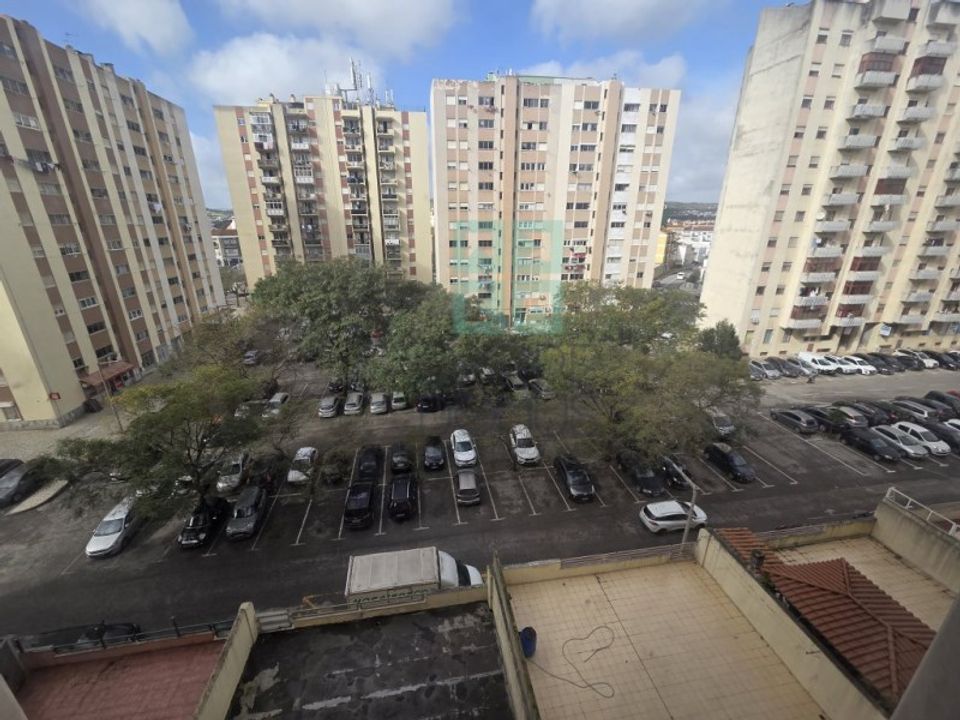 Lejlighed i Carregado, Lisbon - foto 1