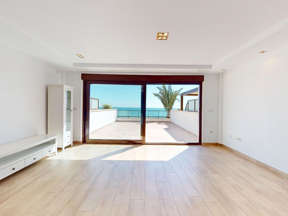 Lejlighed i Los Arenales Del Sol, Alicante - foto 2