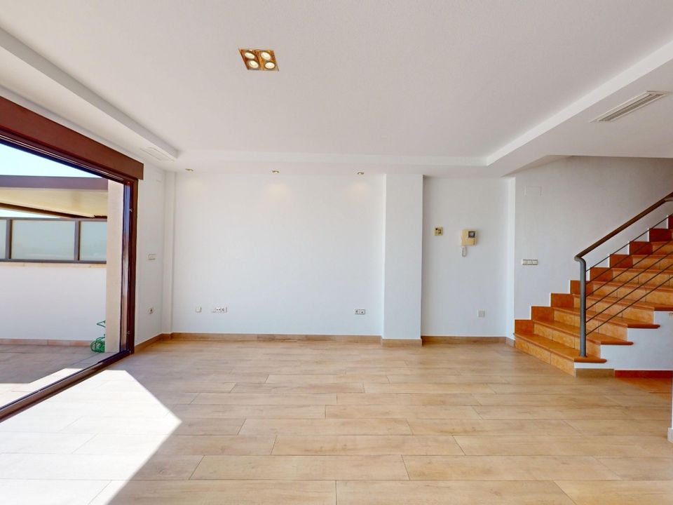 Lejlighed i Los Arenales Del Sol, Alicante - foto 4
