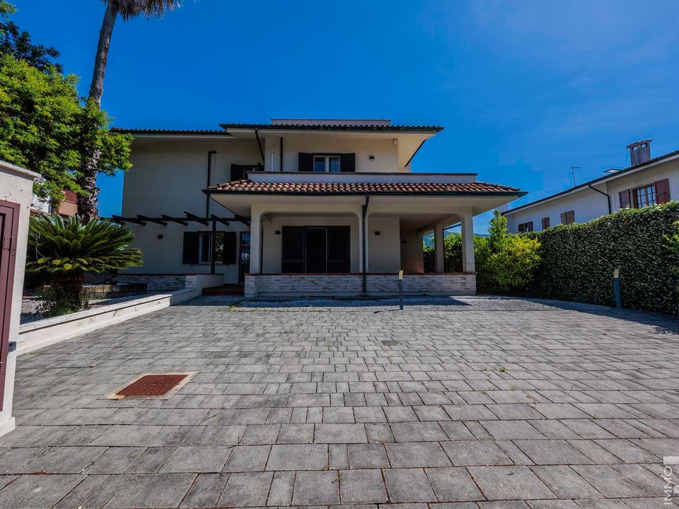 Villa i Montignoso, Massa and Carrara - foto 3