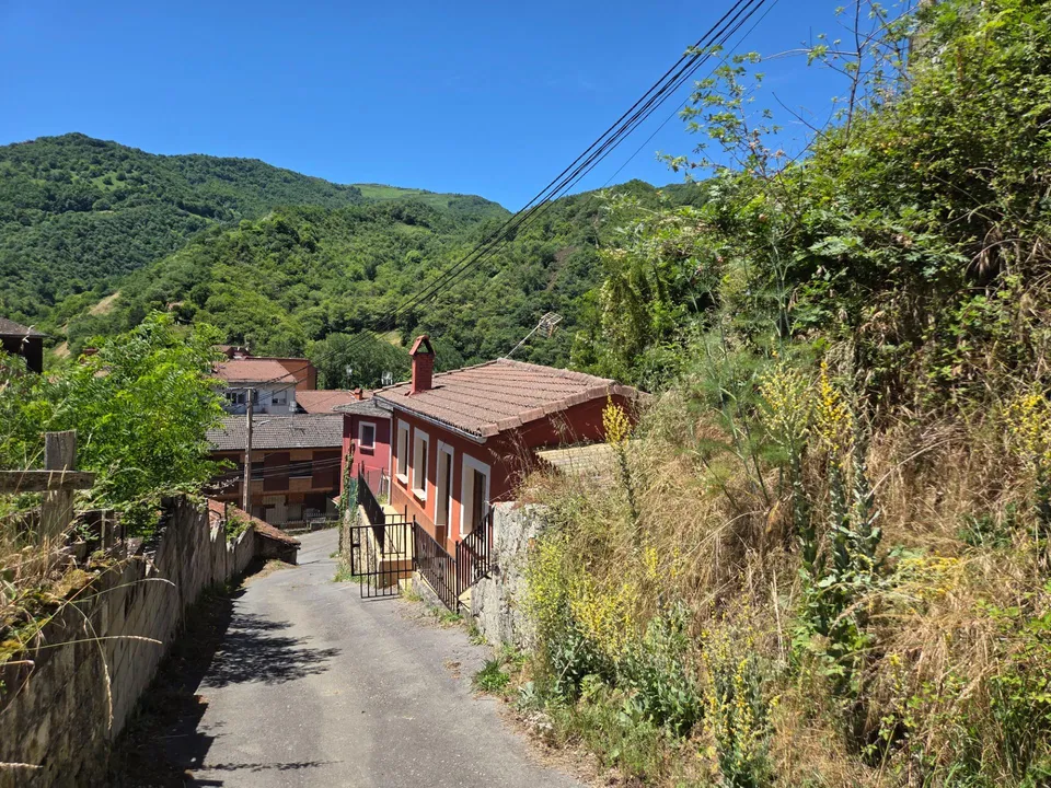 Villa a Aller, Asturias - foto 1