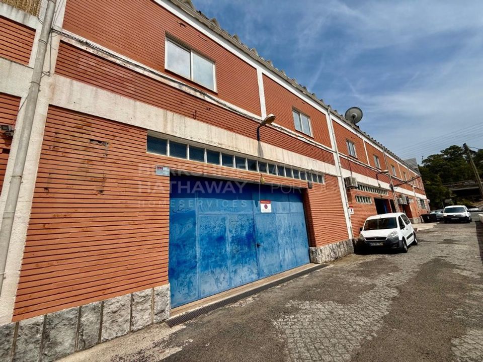 Erhvervsejendom i Carnaxide, Lisbon - foto 3