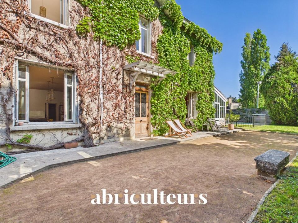Villa i Écully, Rhone - foto 1