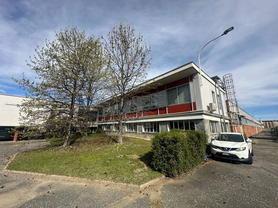 L'establiment comercial a Settimo Torinese, Turin - foto 2