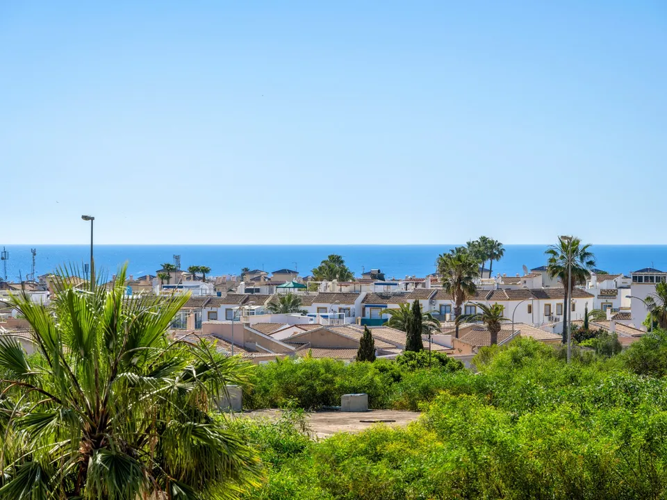 Byhus i La Florida (Orihuela Costa), Alicante - foto 2