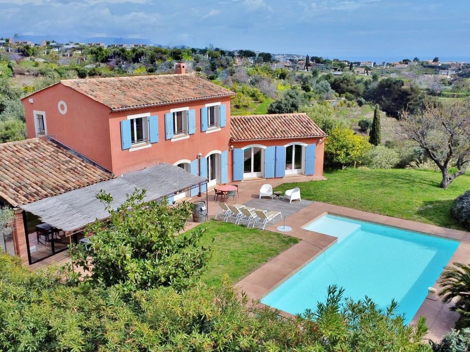 Villa i Cagnes-sur-Mer, Alpes-Maritimes - foto 2