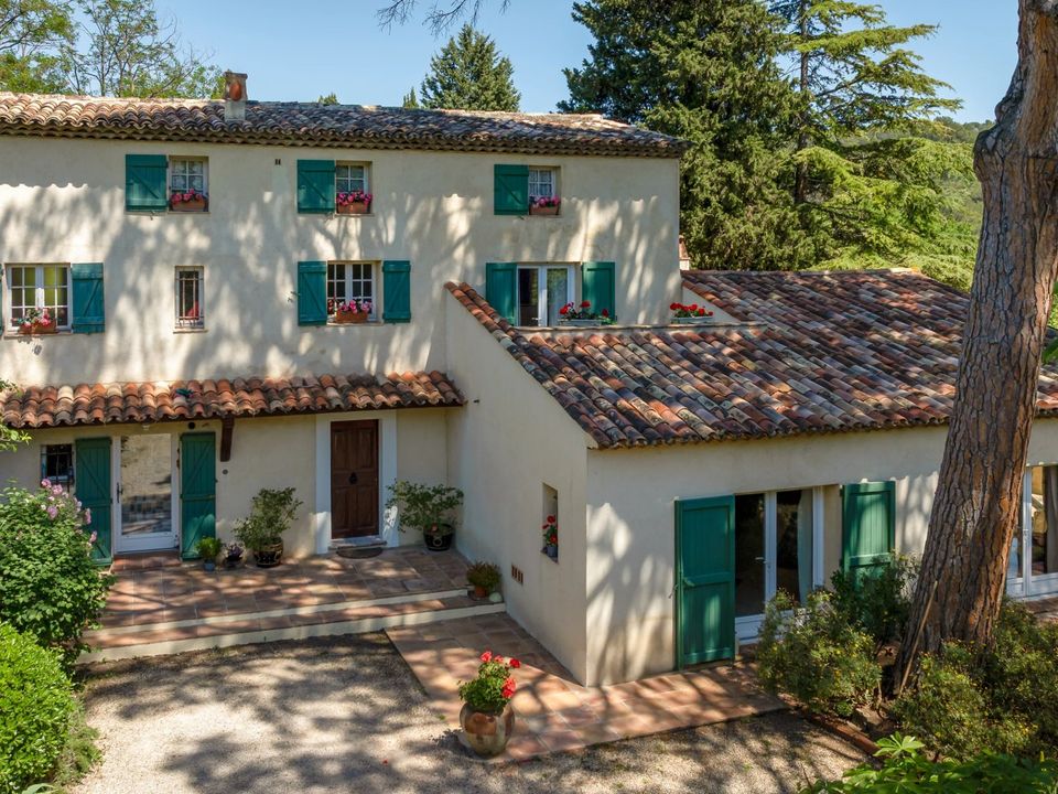 Villa i Grasse, Alpes-Maritimes - foto 1