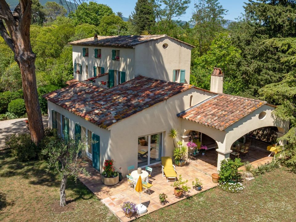 Villa i Grasse, Alpes-Maritimes - foto 2