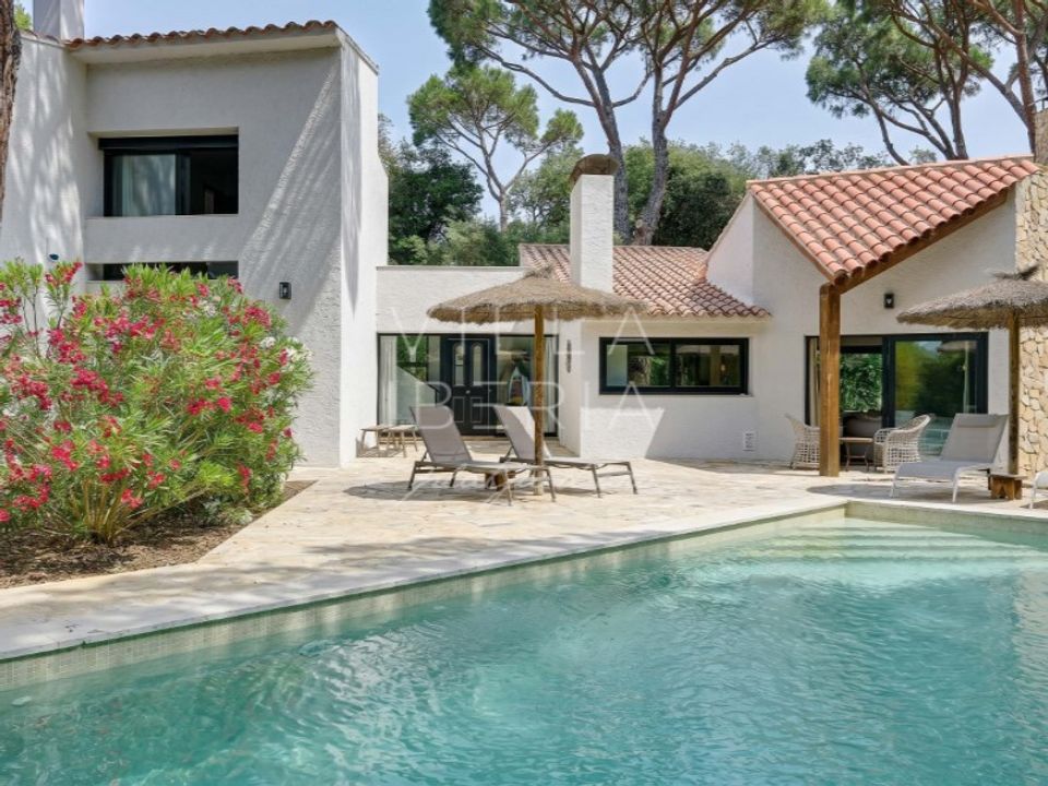 Villa i Bufaganyes, Gerona - foto 1