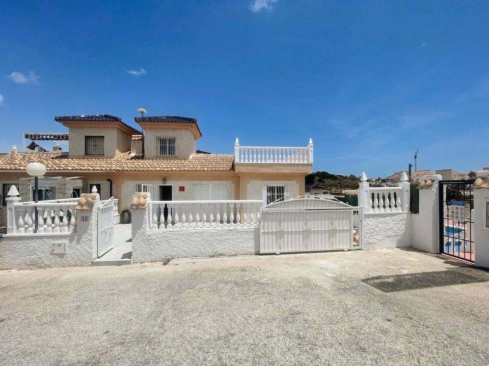 Bungalow - Ciudad Quesada, Alicante - photo 1