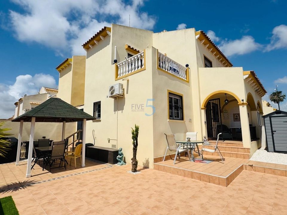 Casa de cidade em Playa Flamenca, Alicante - foto 1