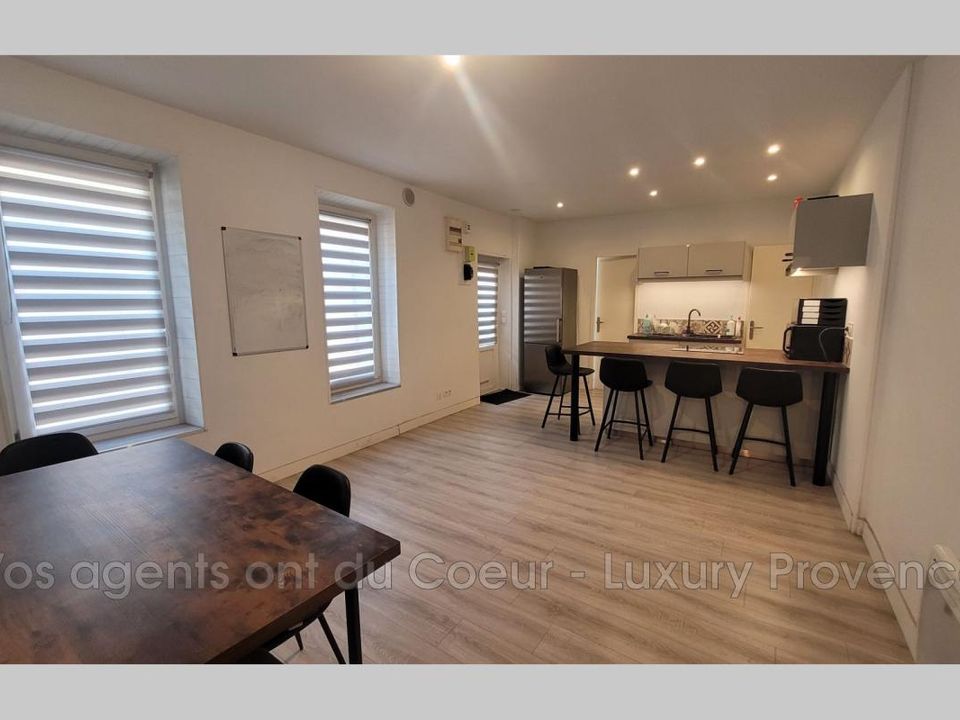 Lejlighed i Marseille, Bouches-du-Rhone - foto 1