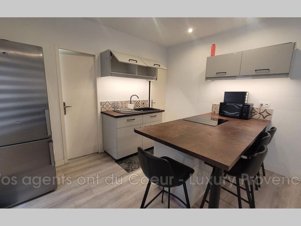 Lejlighed i Marseille, Bouches-du-Rhone - foto 4
