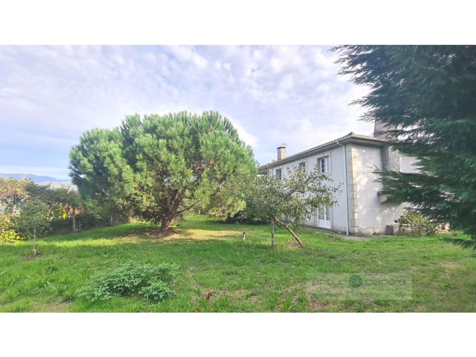 Villa i Arcos de Valdevez, Viana do Castelo - foto 1