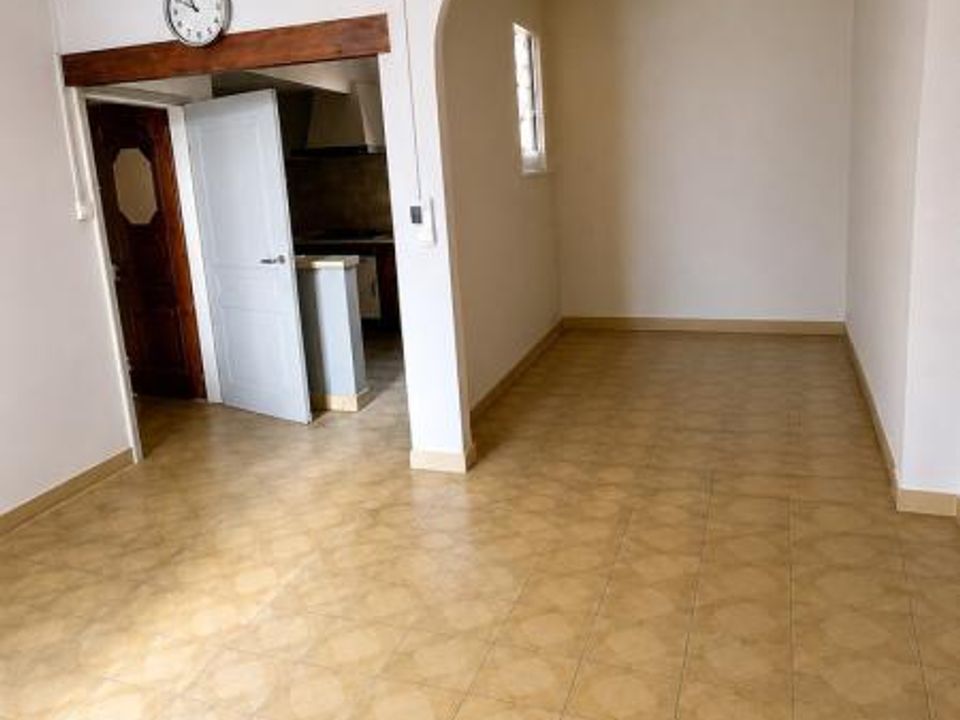 Dorpshuis in Beaucaire, Gard - foto 2