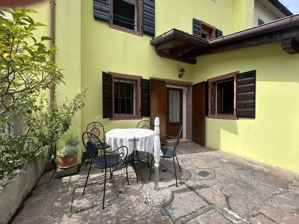 Villa - Vittorio Veneto, Treviso - photo 1