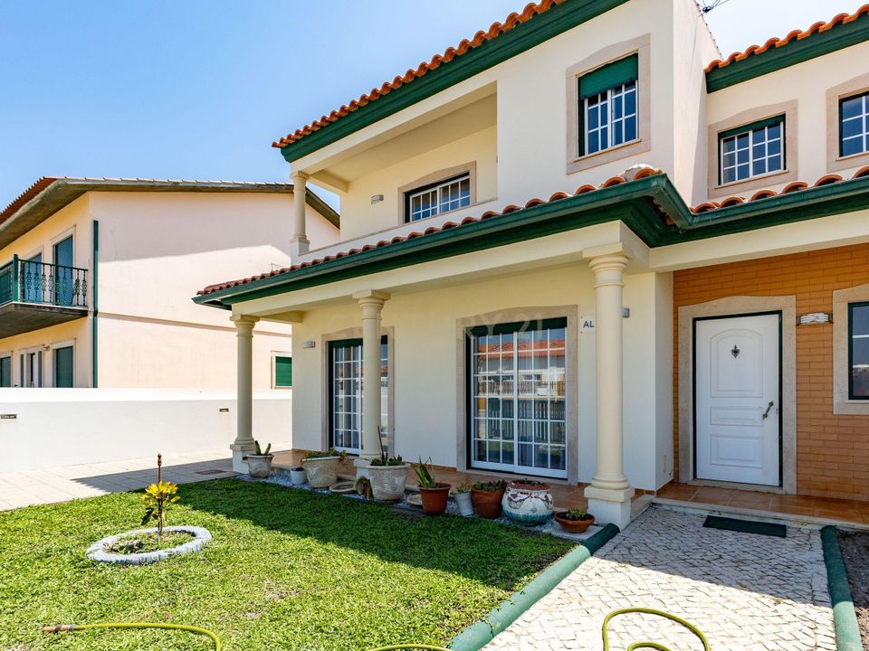 Villa i Marinha Grande, Leiria - foto 1