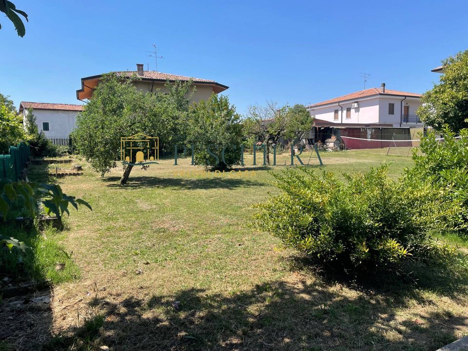 Helårsgrund i Monzambano, Mantua - foto 1