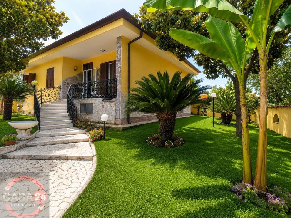 Villa i Latina, Latina - foto 1