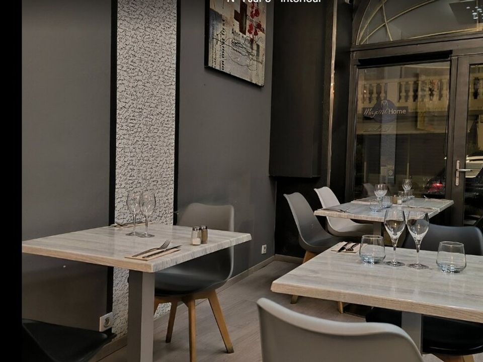 L'establiment comercial a Saint-Céré, Lot - foto 3