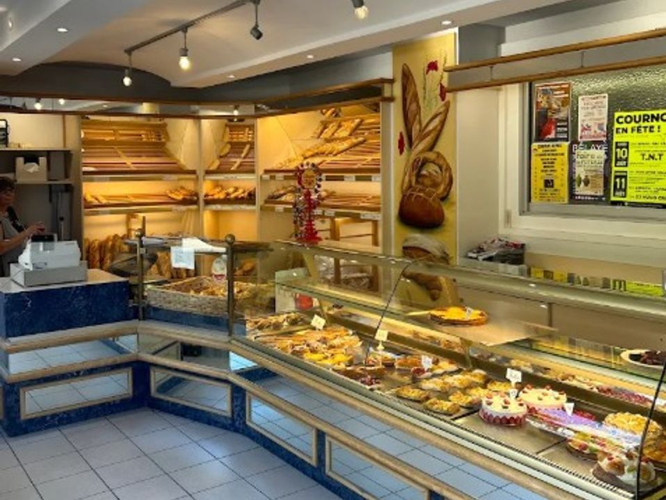 Propiedad comercial en Luzech, Lot - foto 2