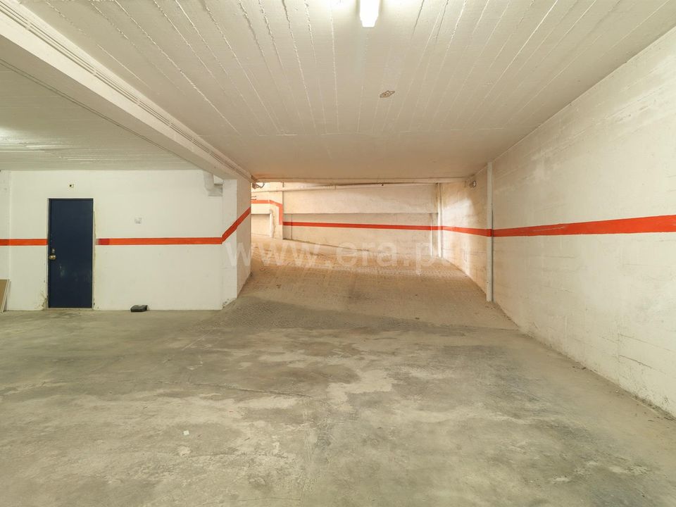 Garage i Torres Vedras, Lisbon - foto 2