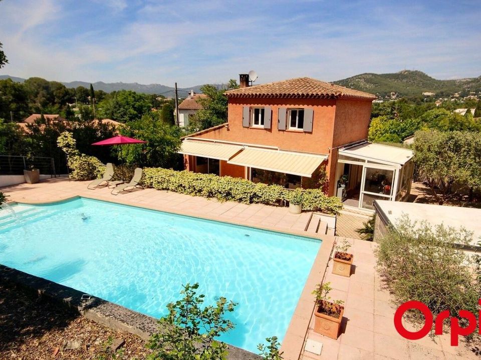 Villa i Allauch, Bouches-du-Rhone - foto 1