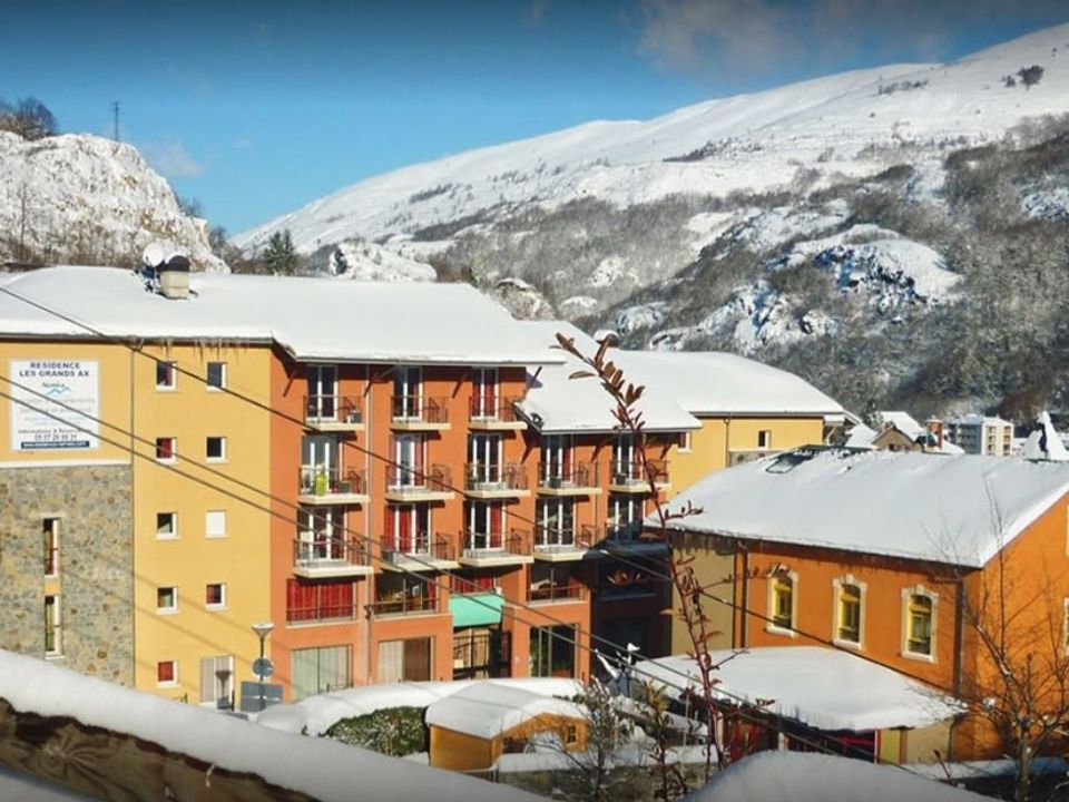 Propriedade comercial em Ax-les-Thermes, Ariege - foto 1