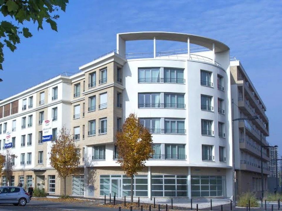 Erhvervsejendom i Valenciennes, Nord - foto 1