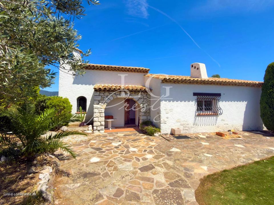 Villa i Mandelieu-la-Napoule, Alpes-Maritimes - foto 2