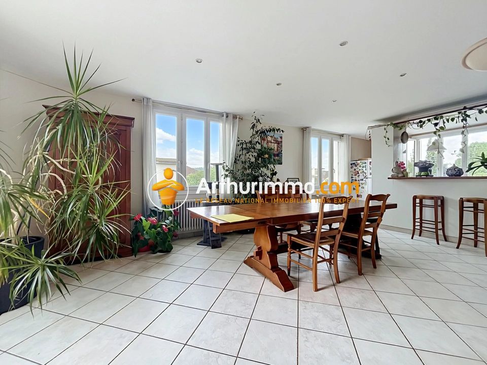 Villa i Bourgoin-Jallieu, Isere - foto 2
