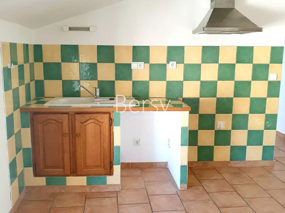 Apartment in Aubignan, Vaucluse - photo 3